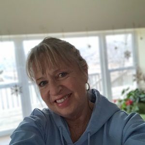 Meet your Posher, Becky